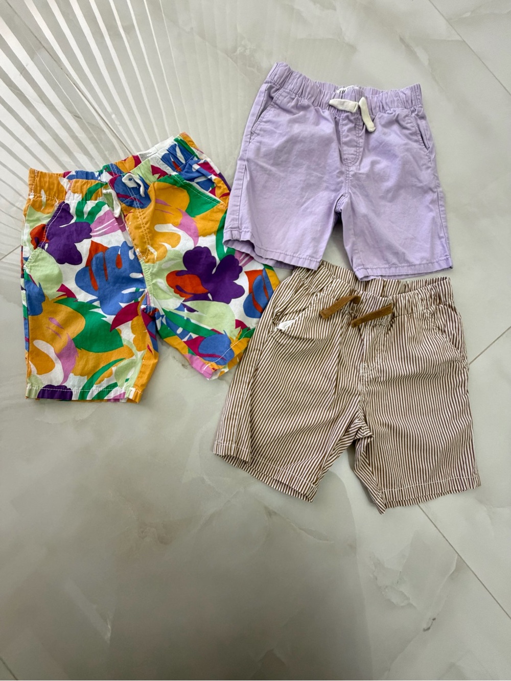 H&M Kids Three-Pack Shorts - Lavender, Multicolor Floral & Tan Stripe